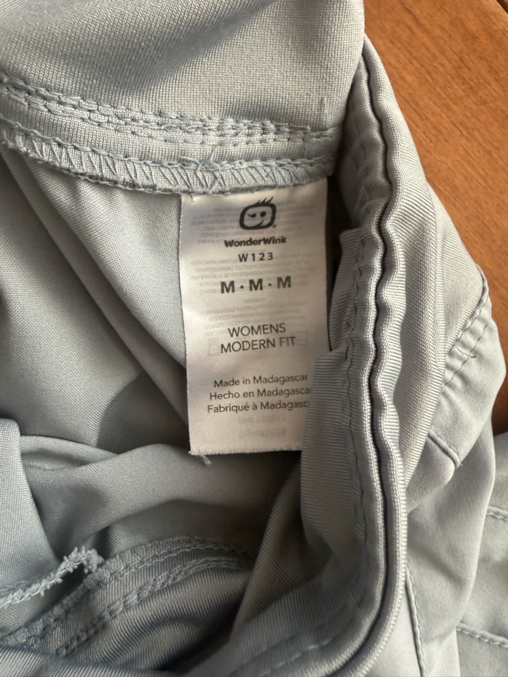 University Of Iowa Nuclear Medicine Scrubs Needed For The Major. I Have 5 Sets. View 4